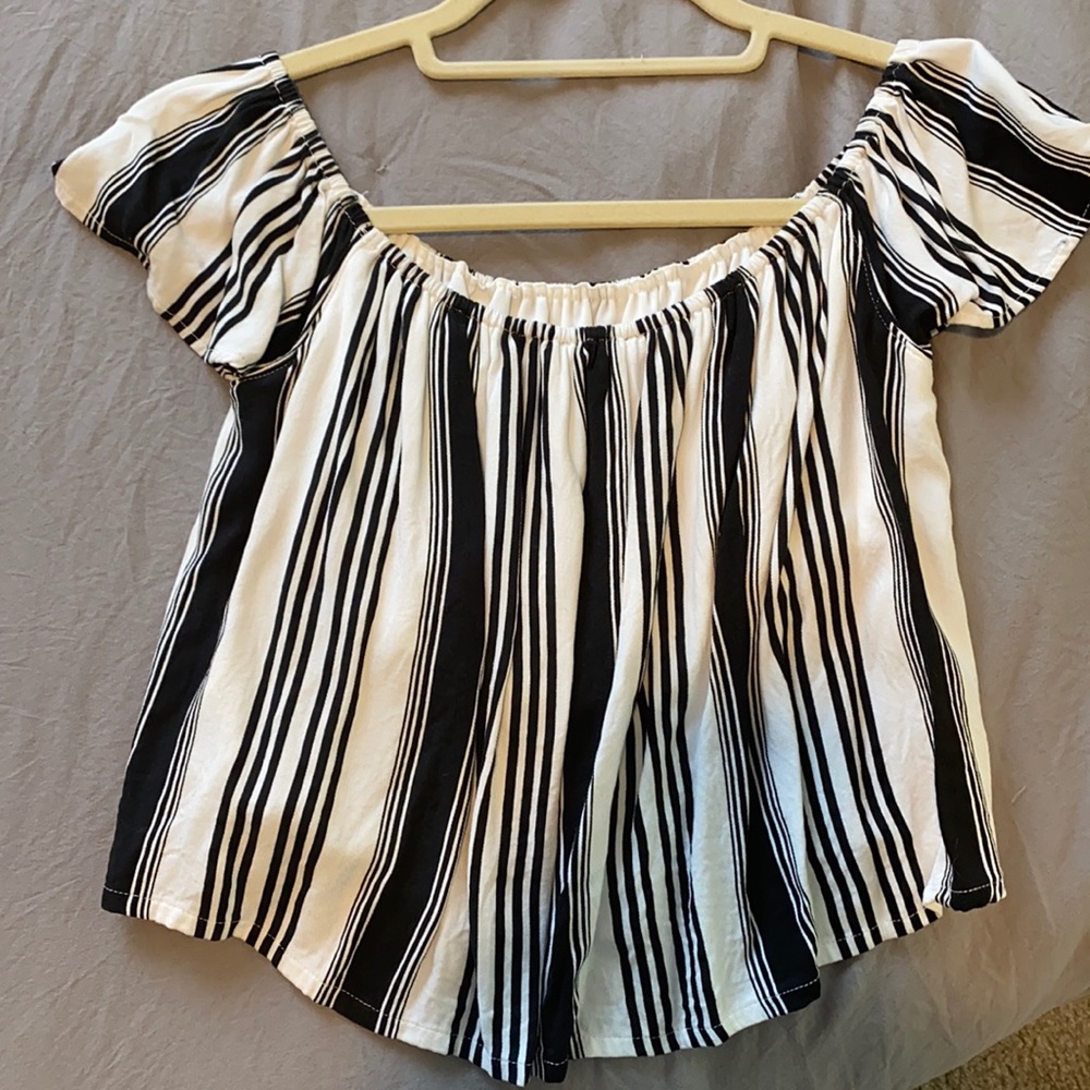 Forever 21 top, worn once, M